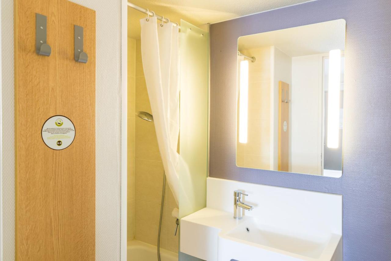 B&B Hotel Auxerre Bourgogne Moneteau Bagian luar foto